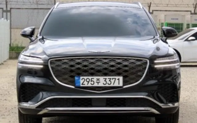 수원저신용자중고차할부 GV70 2.5T 가솔린 2WD 매물 사진 18 - 2024/07 28,102km