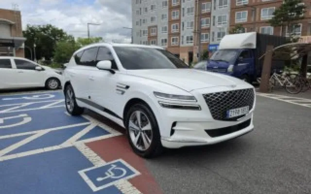 수원저신용자중고차할부 GV80 가솔린 2.5T AWD 매물 사진 8 - 2022/05 44,458km